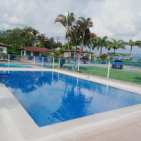 Hotel Campestre Manantial Del Quindio Монтенегро Екстериор снимка